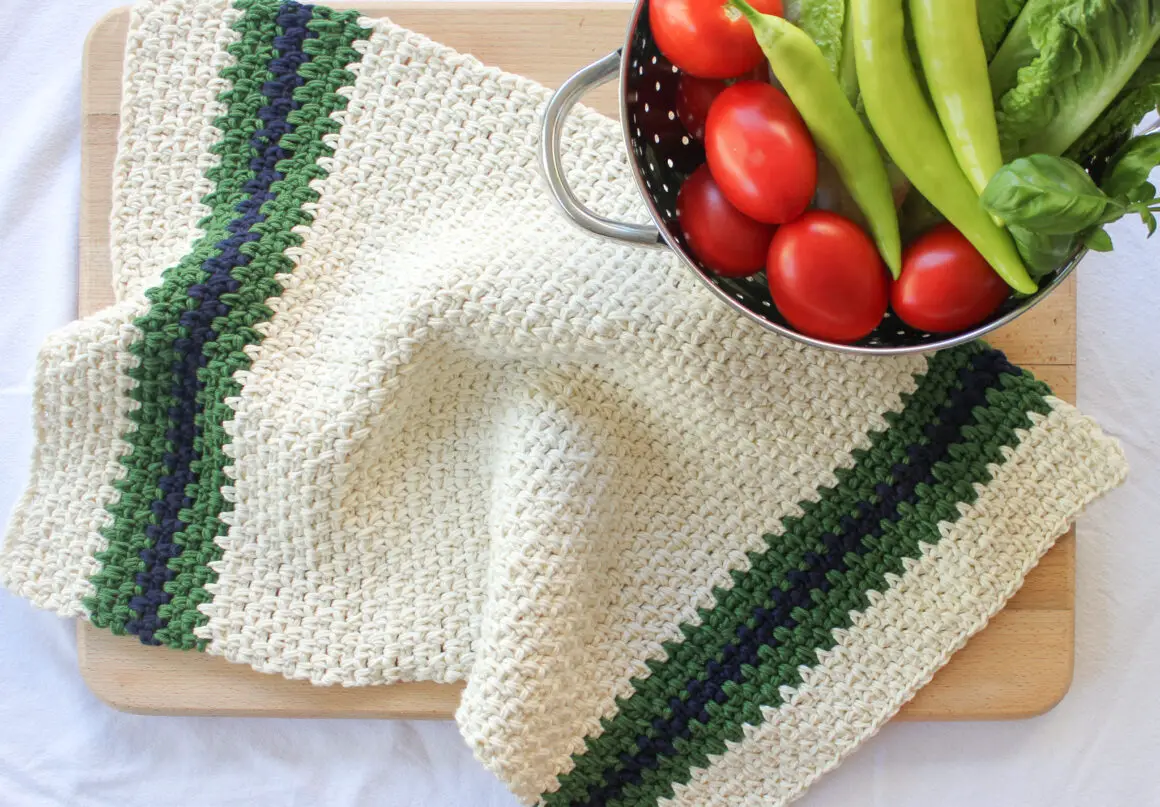 Crochet Pattern: Buffalo Plaid Kitchen Towel, Crochet Dish Towel