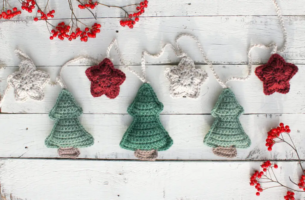 Crochet Christmas Tree Garland Free Crochet Pattern