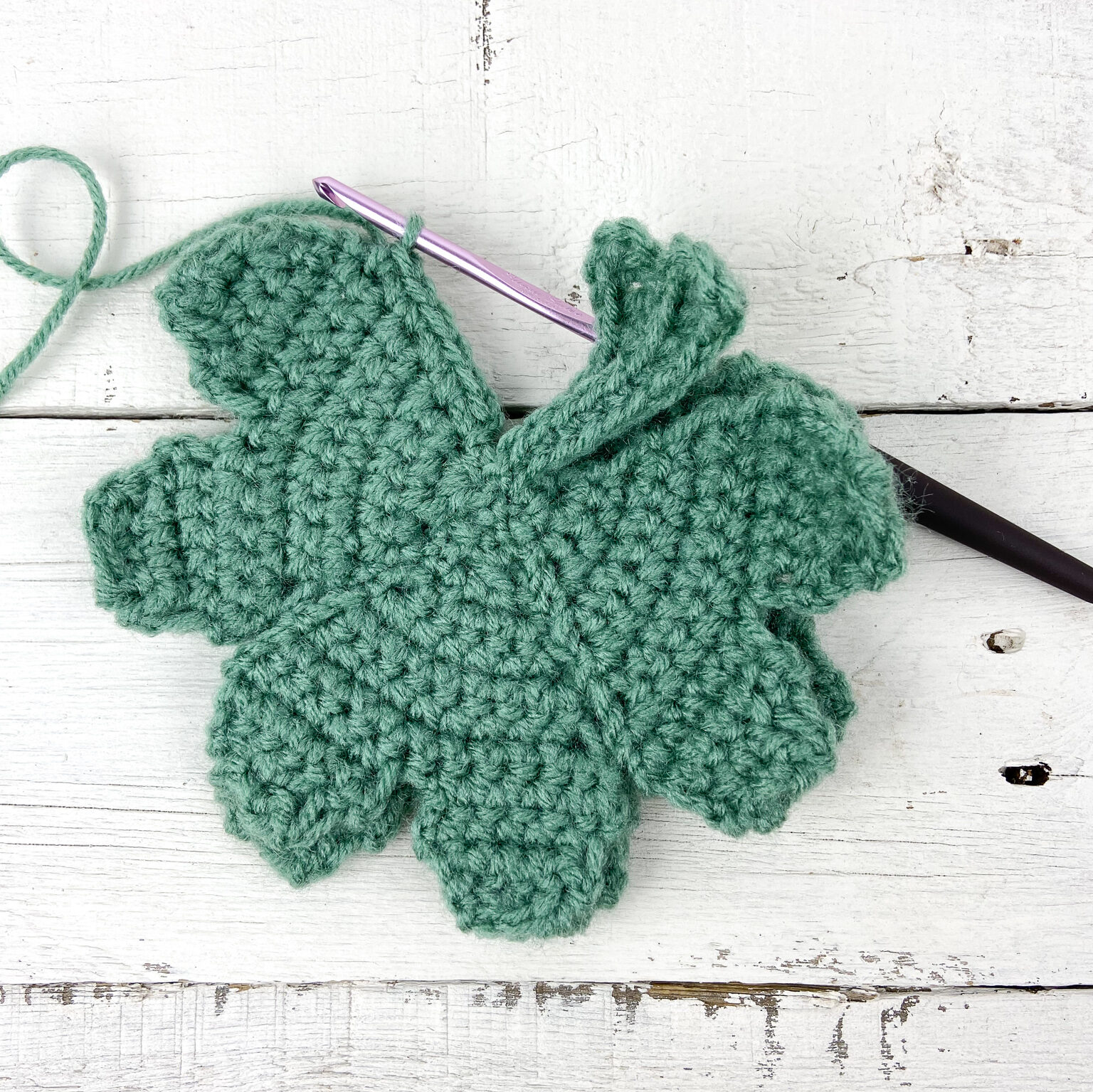 Crochet Pattern: Hanging Clover by Luluslittleshop 