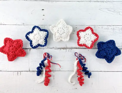 Stars and Stripes crochet garland free pattern
