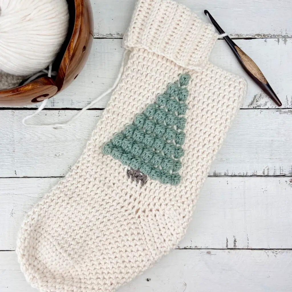 Crocheting a ribbed cuff for a Christmas Tree Stocking